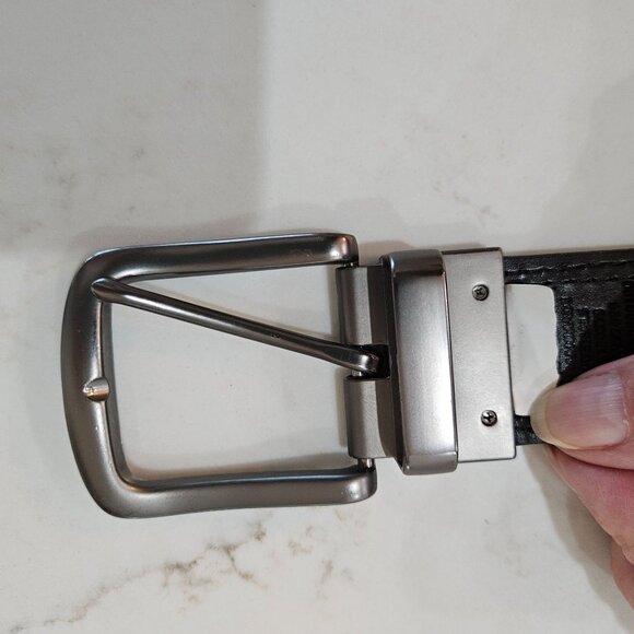 Wrangler Mens Reversible Leather Belt Sz 32 Black Brown Rotated Buckle Guatemala - Picture 7 of 11